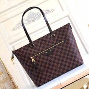 Classic Louis Vuitton Bag: A Stylish and Versatile Choice for Elegance